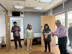 LINE_ALBUM_311 印尼UNTS_260907_9